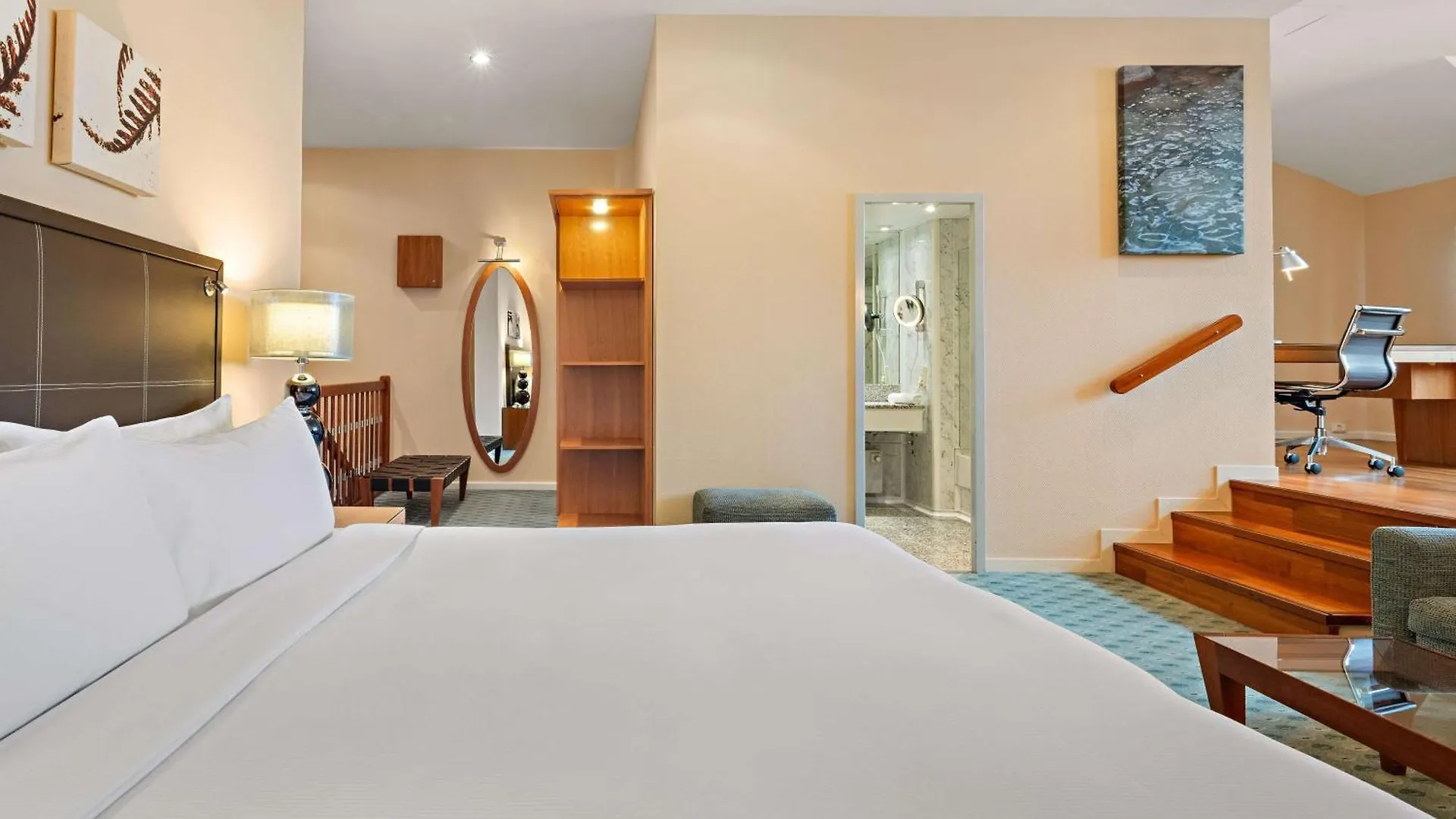 ****  Hilton Dresden An Der Frauenkirche Hotel Germany