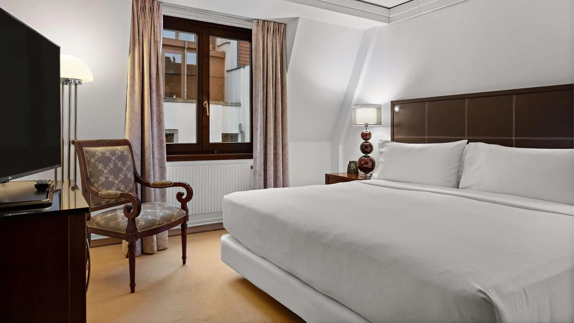 Hilton Dresden An Der Frauenkirche Hotel 4*,  Germany